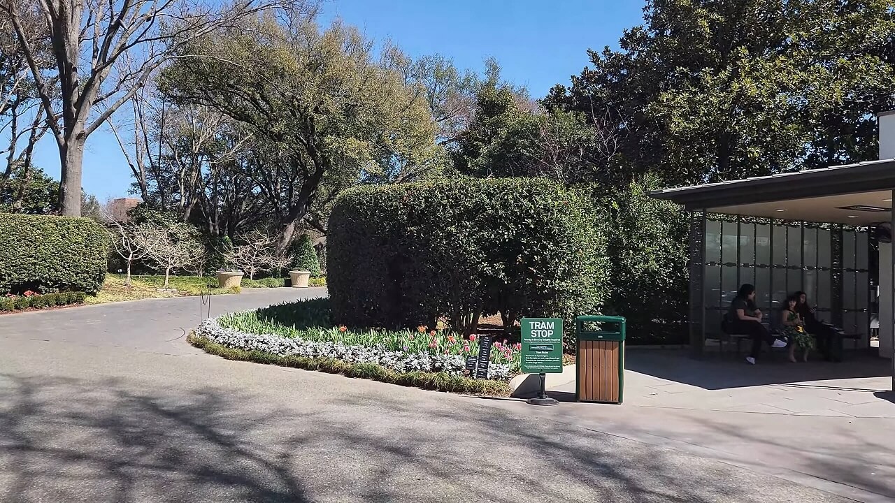 Walking through the Dallas Arboretum Botanical Garden